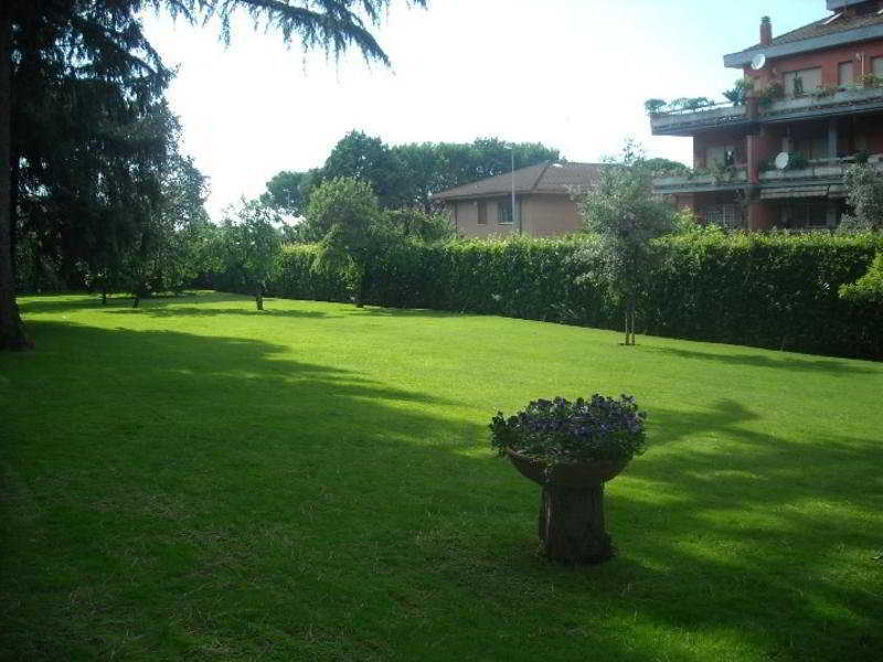 Hotel Casa Nostra Signora Isola Farnese Exterior foto